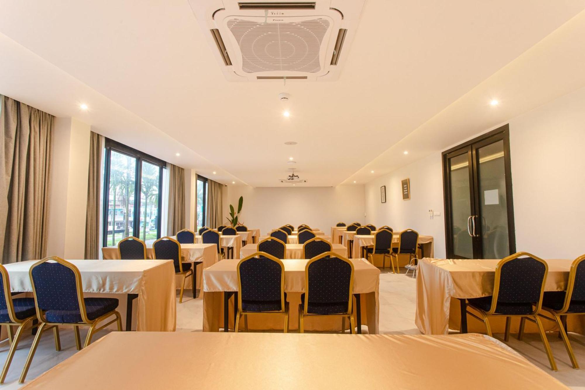 Tour De Phuket Hotel - Sha Plus Thalang Exteriér fotografie